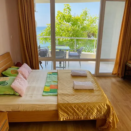 Alex Apartello-com - Amazing With Sea View! 스베티 블라스